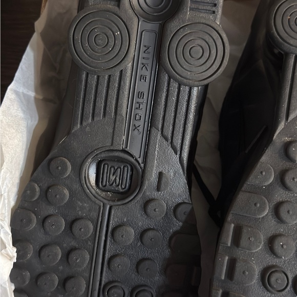 Nike Shox R4 - Picture 6 of 13